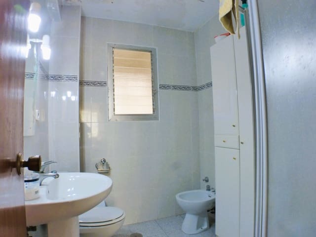 3 quarto Apartamento para venda em Alipark, Alicante cidade - 130 000 € (Ref: 10019845)
