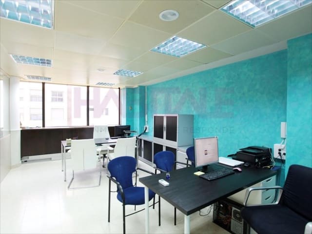 Kantoor te huur in Casco Antiguo - Sant Cruz - Ayuntamiento, Alicante stad - € 225 (Ref: 10089997)