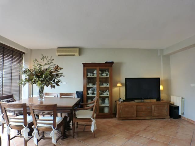 4 soveværelse Lejlighed til salg i Alicante by med swimmingpool garage - € 625.000 (Ref: 10150559)
