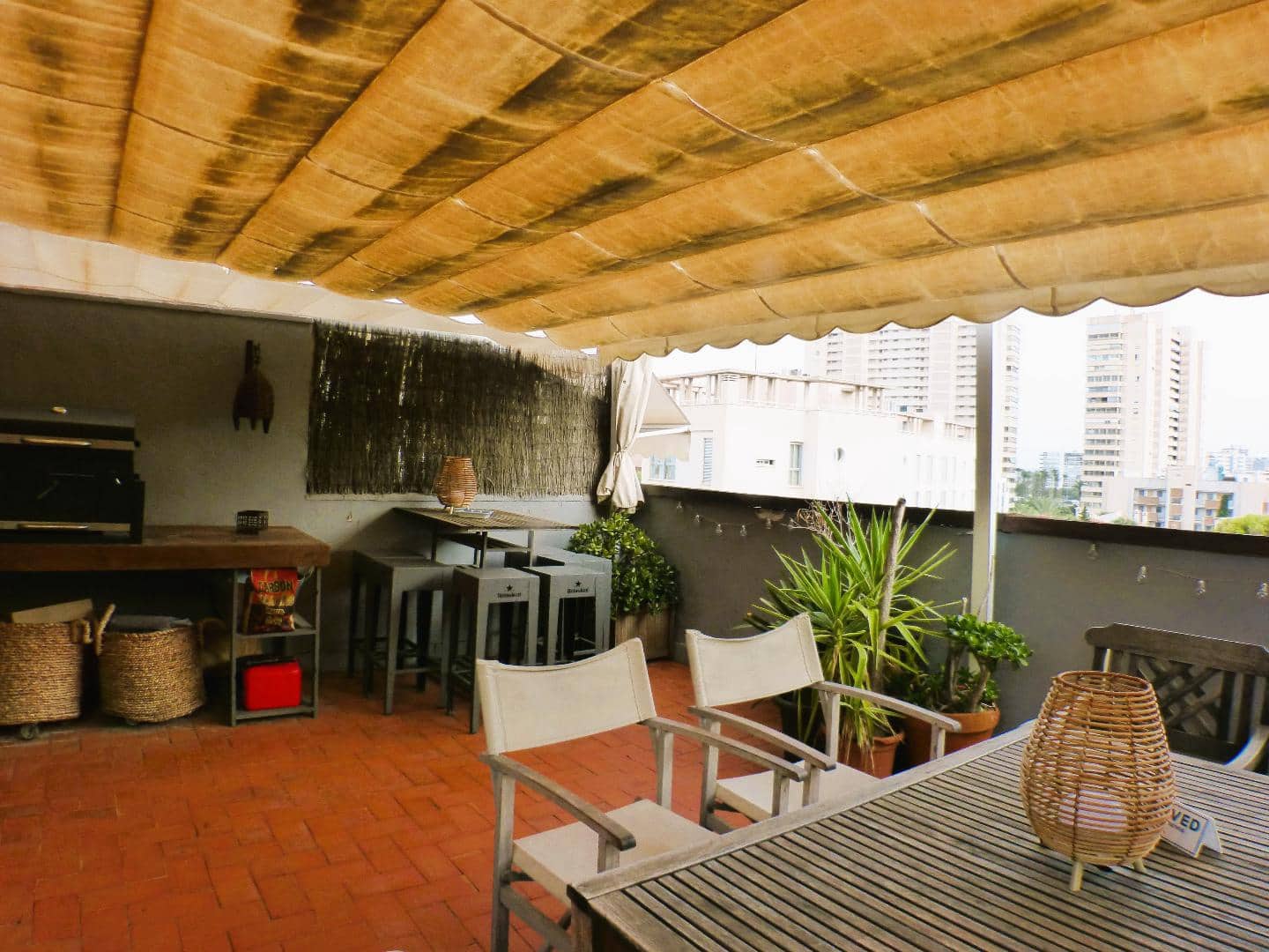 4 soveværelse Lejlighed til salg i Alicante by med swimmingpool garage - € 625.000 (Ref: 10150559)