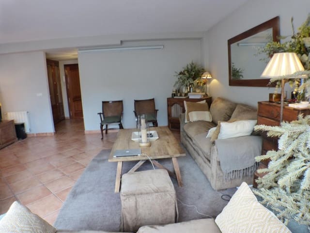 4 soveværelse Lejlighed til salg i Alicante by med swimmingpool garage - € 625.000 (Ref: 10150559)