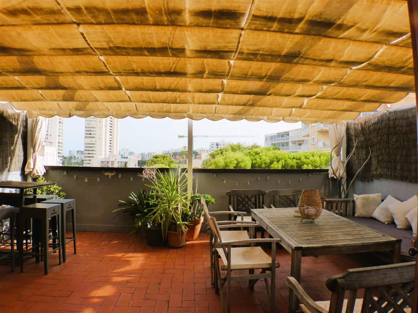 4 soveværelse Lejlighed til salg i Alicante by med swimmingpool garage - € 625.000 (Ref: 10150559)