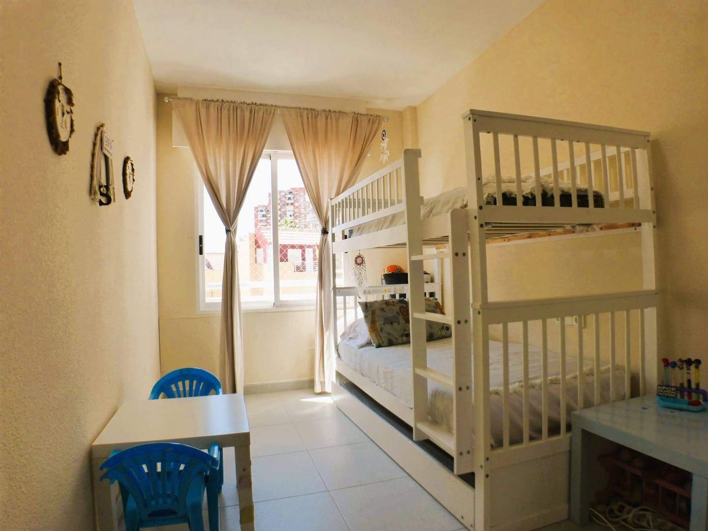 2 soverom Leilighet til leie i Playa de Muchavista med svømmebasseng garasje - € 1 250 (Ref: 10162246)
