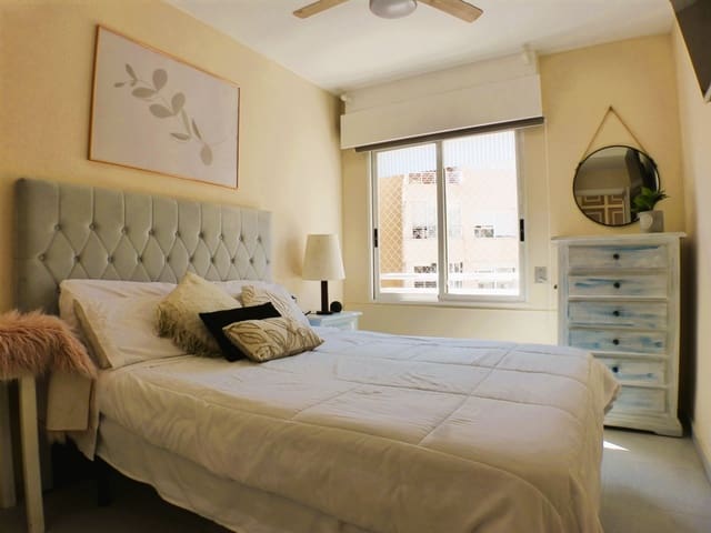 Appartement de 2 chambres à louer à Playa de Muchavista, El Campello avec piscine garage - 1 250 € (Ref: 10162246)