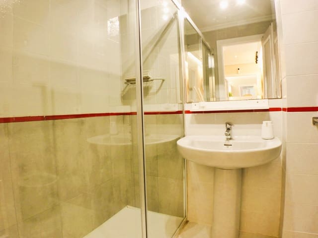Appartement de 2 chambres à louer à Playa de Muchavista, El Campello avec piscine garage - 1 250 € (Ref: 10162246)