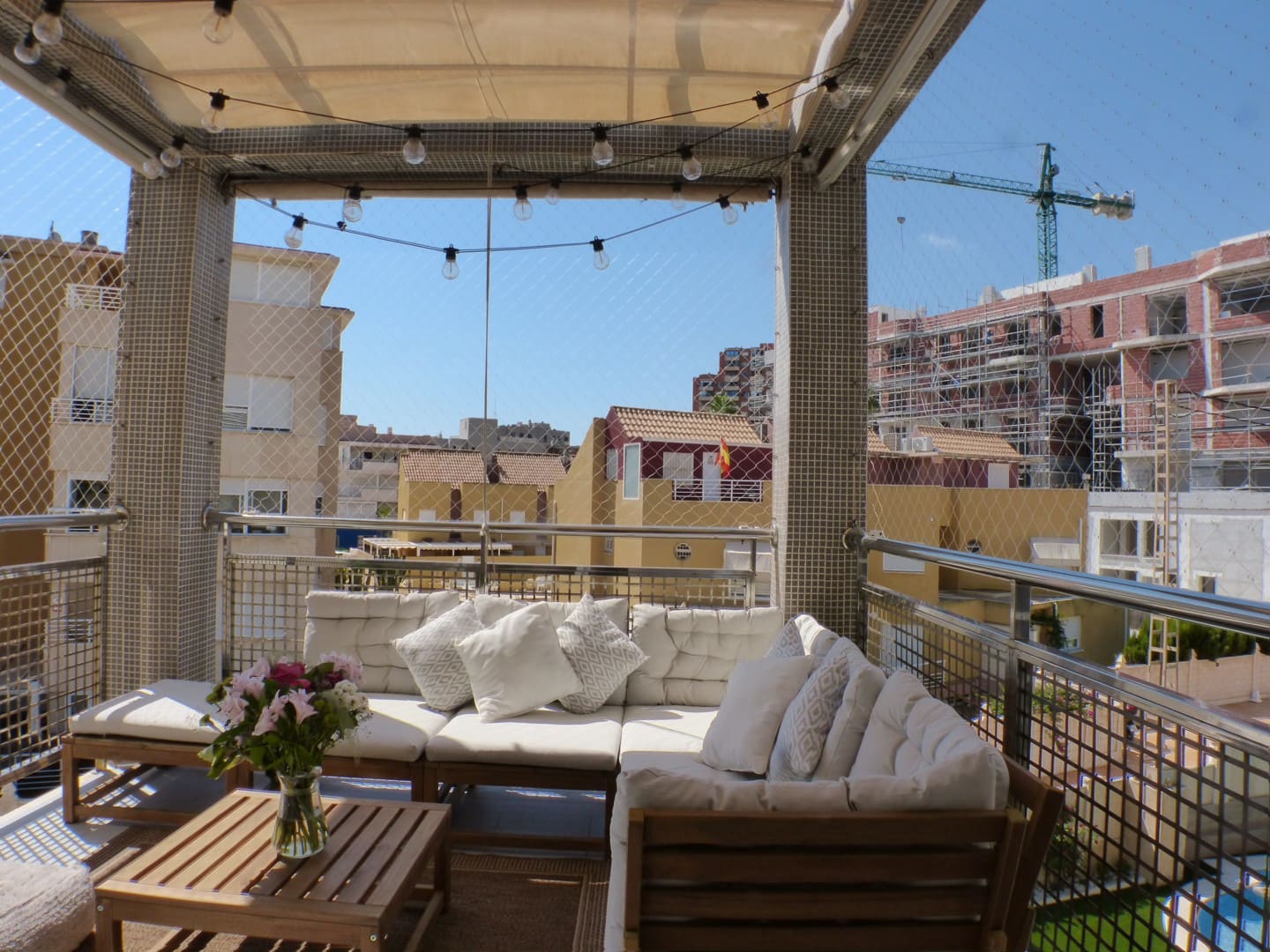 2 soverom Leilighet til leie i Playa de Muchavista med svømmebasseng garasje - € 1 250 (Ref: 10162246)