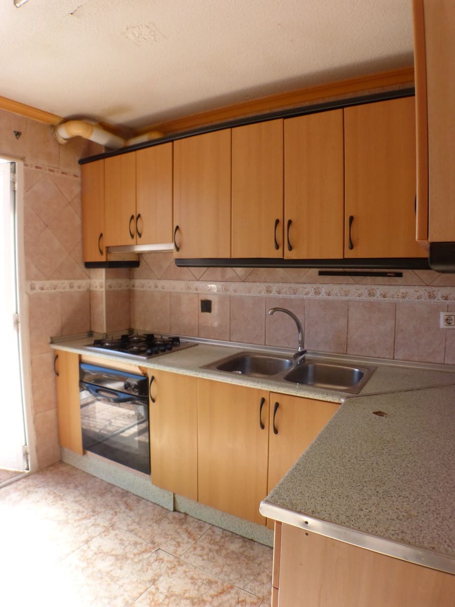 3 sovrum Lägenhet till salu i Alicante stad - 165 000 € (Ref: 10171093)
