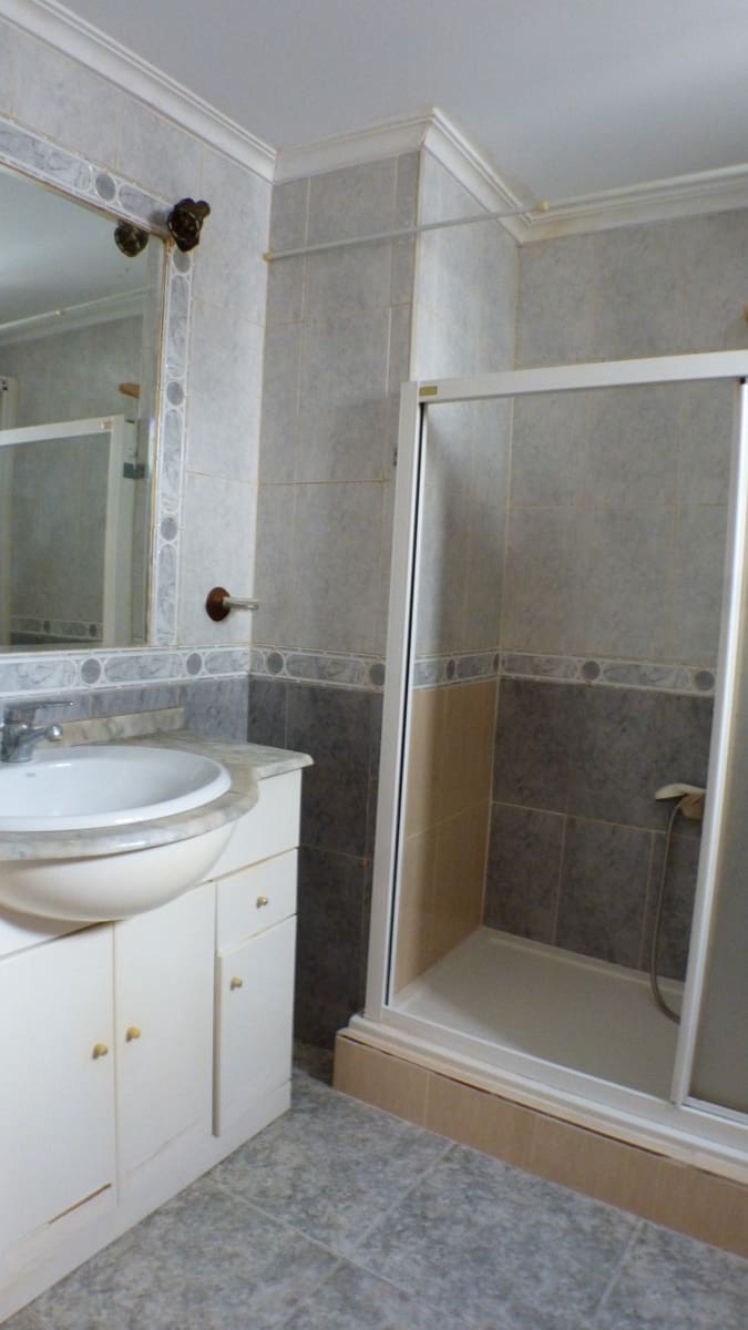 3 sovrum Lägenhet till salu i Alicante stad - 165 000 € (Ref: 10171093)