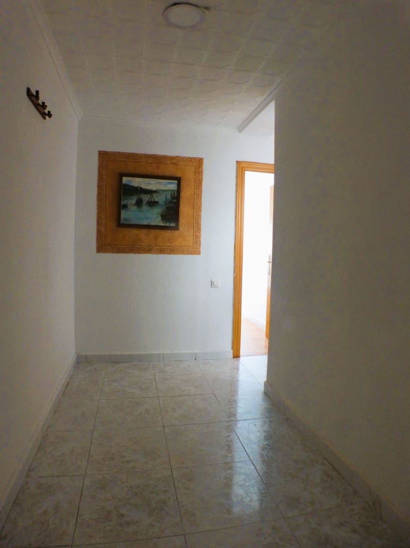 3 sovrum Lägenhet till salu i Alicante stad - 165 000 € (Ref: 10171093)