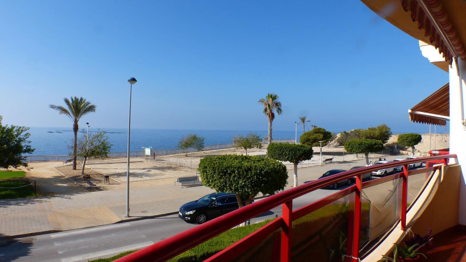 2 bedroom Apartment for sale in La Villajoyosa / Vila Joiosa with pool - € 269,000 (Ref: 8647006)