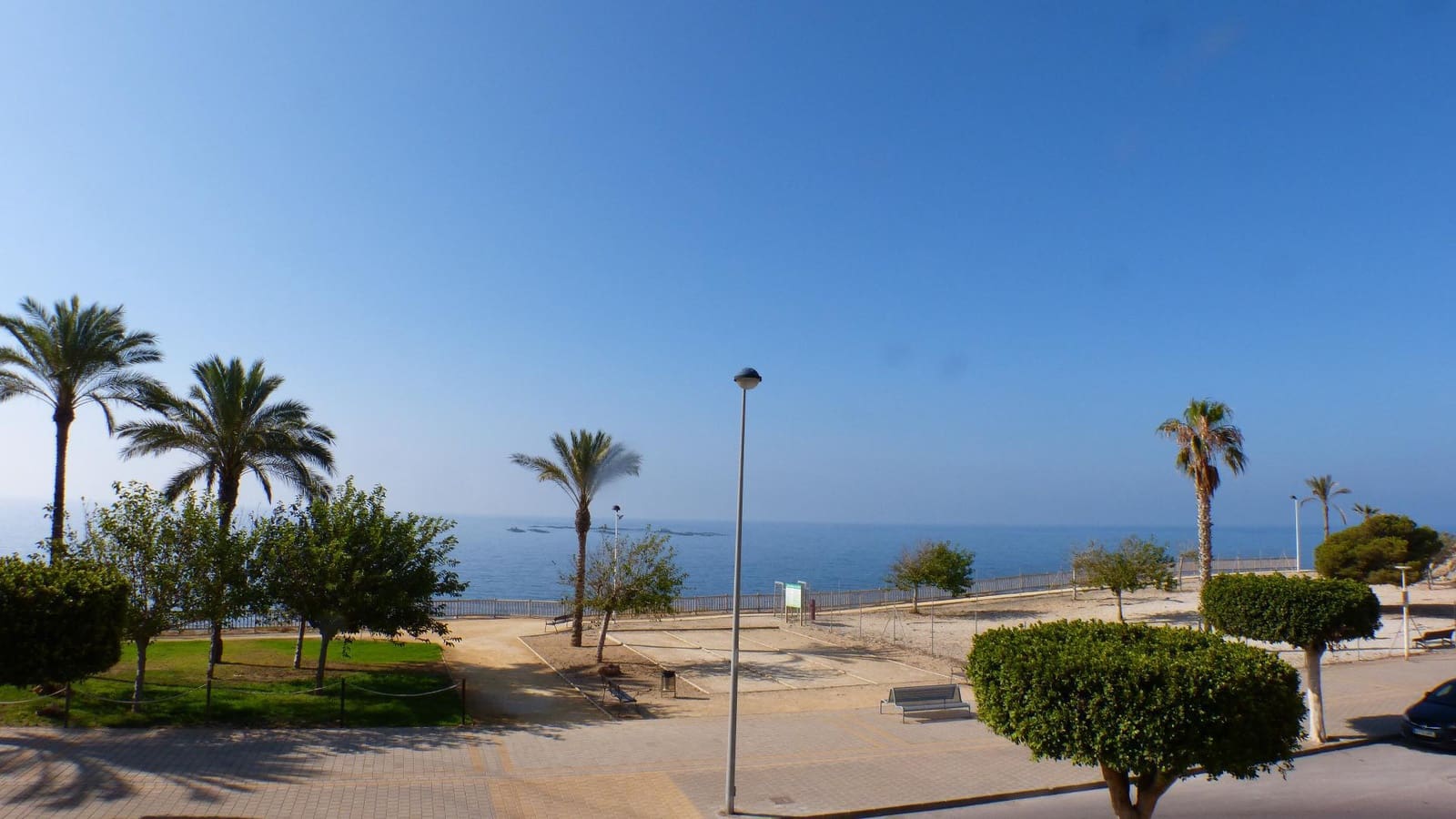 2 bedroom Apartment for sale in La Villajoyosa / Vila Joiosa with pool - € 269,000 (Ref: 8647006)