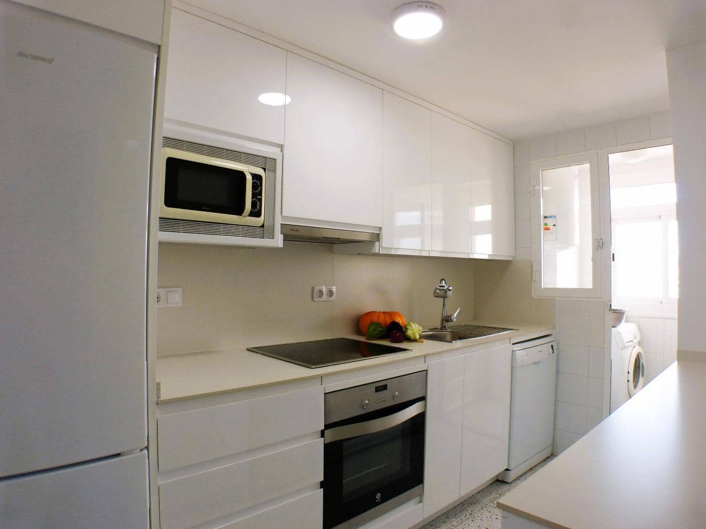 Appartement de 2 chambres à louer à Playa de Muchavista avec piscine - 1 100 € (Ref: 8647012)