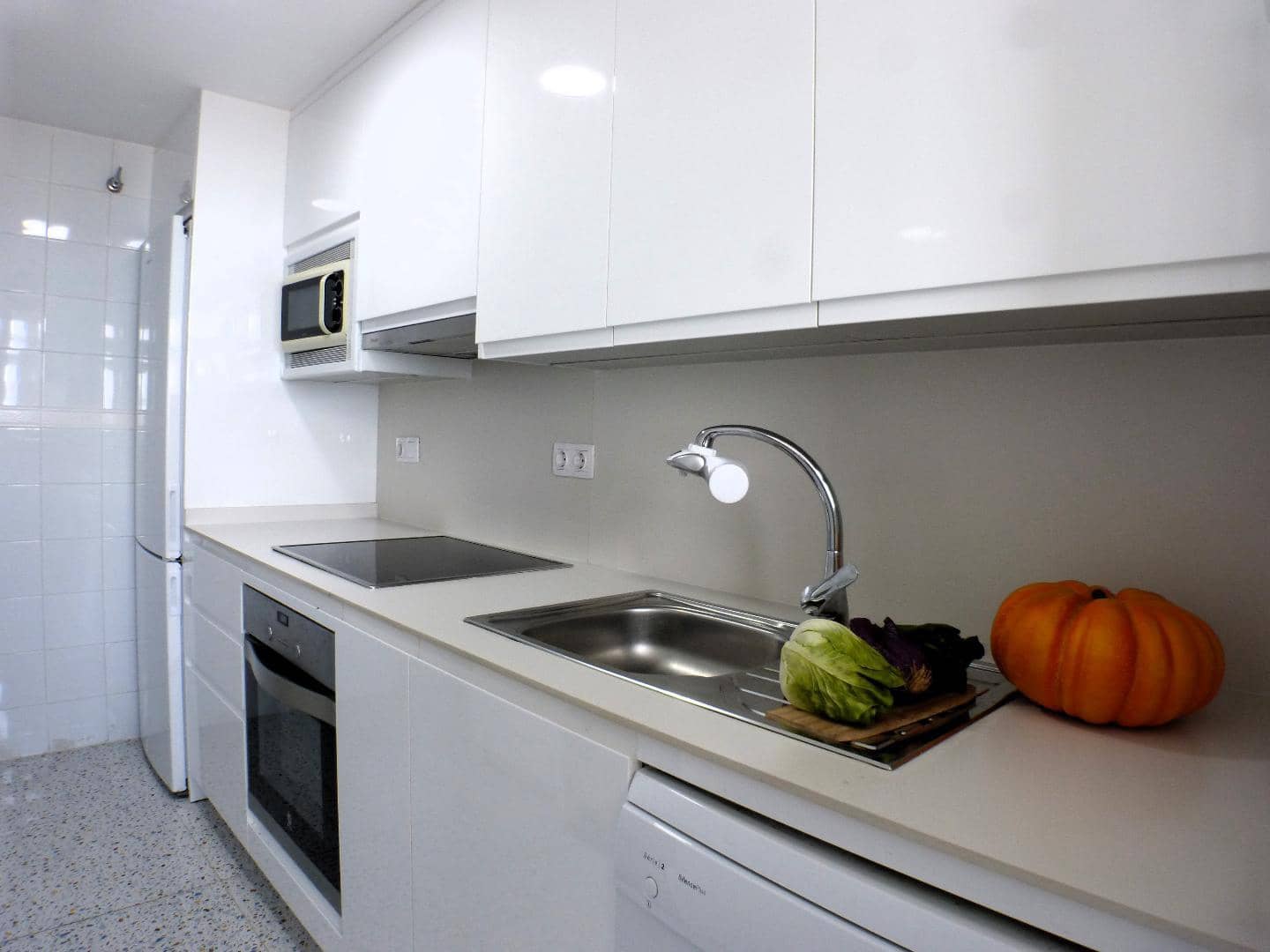 Appartement de 2 chambres à louer à Playa de Muchavista avec piscine - 1 100 € (Ref: 8647012)