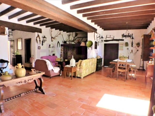 6 bedroom Finca/Country House for sale in Aguas de Busot / Aigües with pool - € 650,000 (Ref: 8647014)