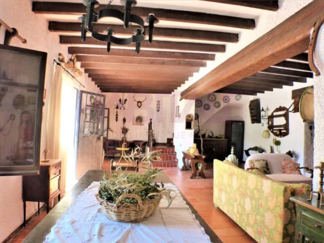 6 bedroom Finca/Country House for sale in Aguas de Busot / Aigües with pool - € 650,000 (Ref: 8647014)