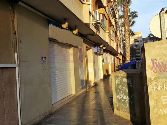 Commercial for sale in Torrent - € 700,000 (Ref: 8735893)