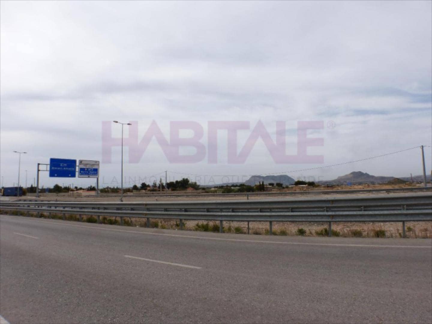 Teren niezagospodarowany na sprzedaż w Moralet - 460 000 € (Ref: 8735896)