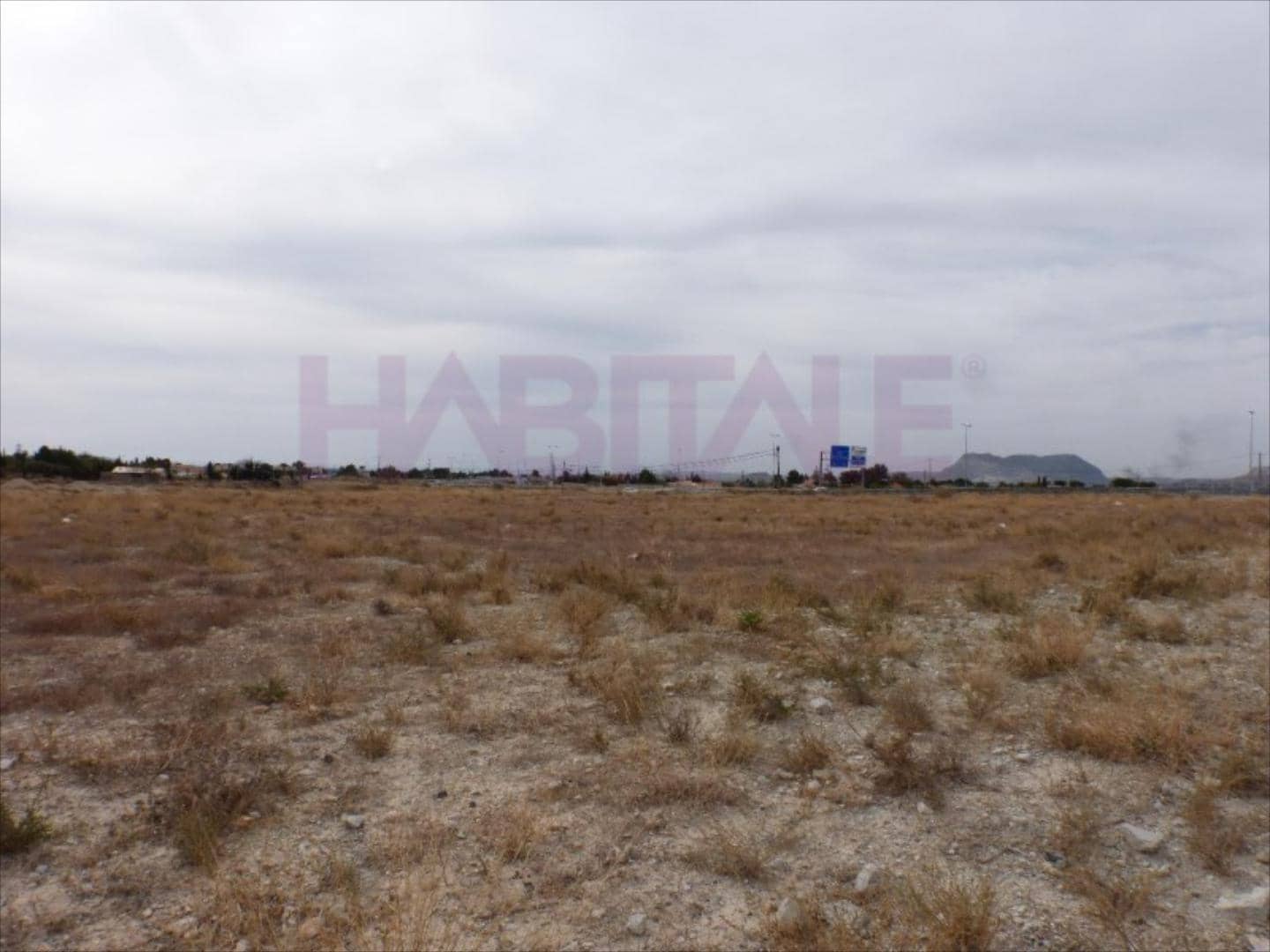 Teren niezagospodarowany na sprzedaż w Moralet - 460 000 € (Ref: 8735896)