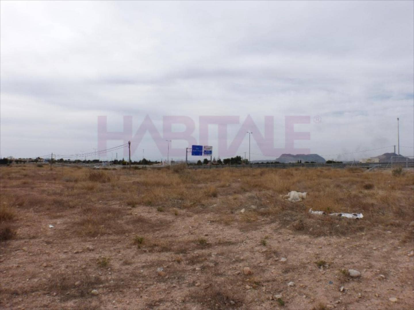 Teren niezagospodarowany na sprzedaż w Moralet - 460 000 € (Ref: 8735896)