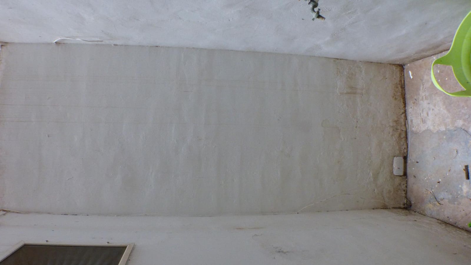 Kommersiell til salgs i Alicante by - € 155 000 (Ref: 9040947)