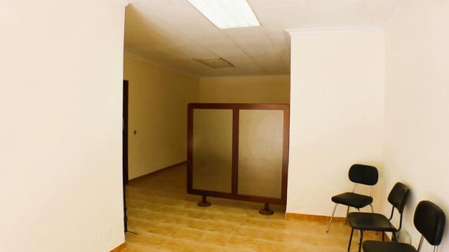 Kommersiell till salu i Mercado, Alicante stad - 155 000 € (Ref: 9040947)