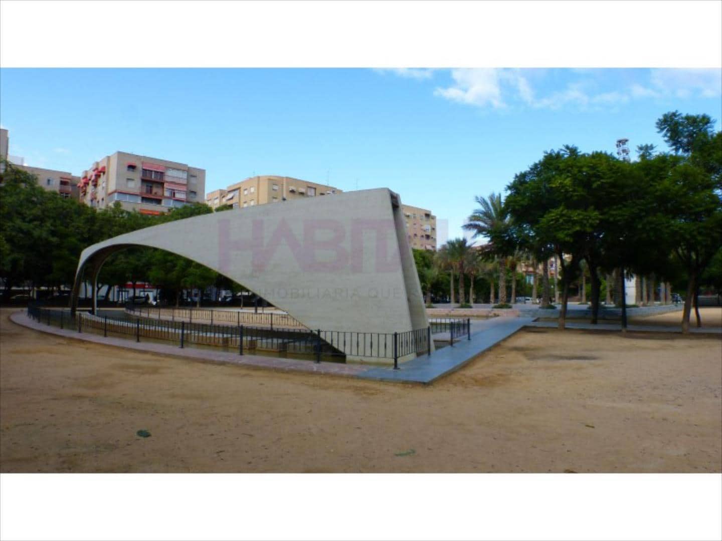 Biuro na sprzedaż w Miasto Alicante / Alacant - 150 000 € (Ref: 9201718)
