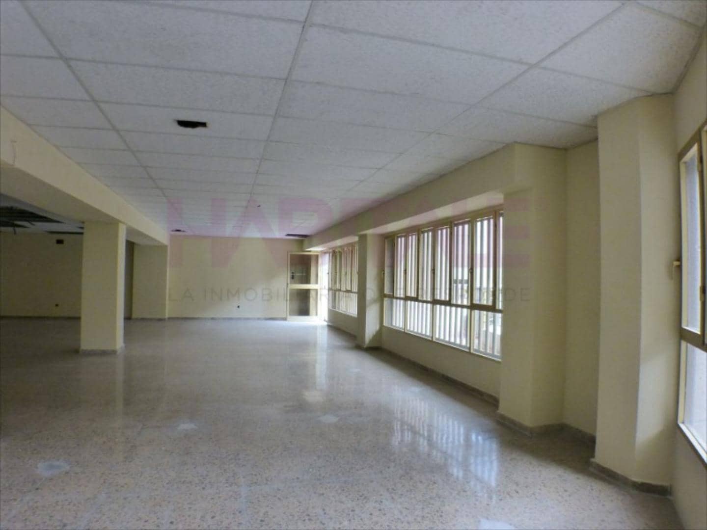 Biuro na sprzedaż w Miasto Alicante / Alacant - 150 000 € (Ref: 9201718)