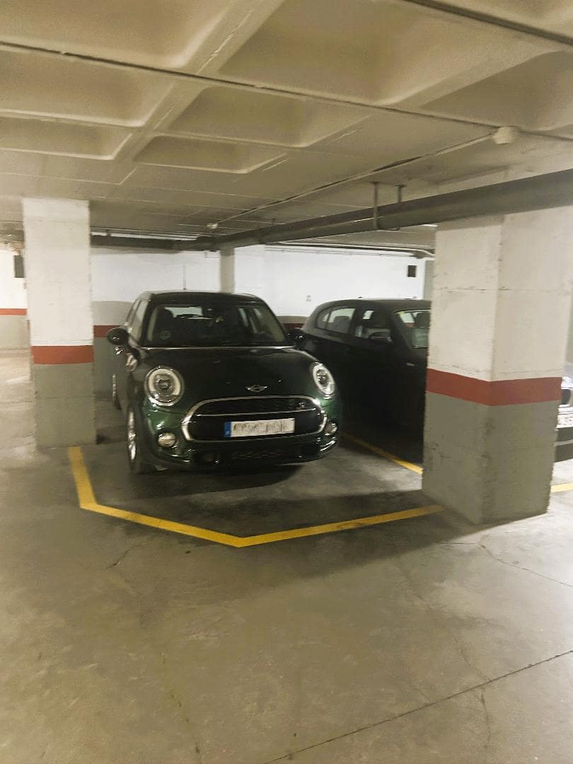 3 sovrum Lägenhet att hyra i Alicante stad - 1 500 € (Ref: 9353166)