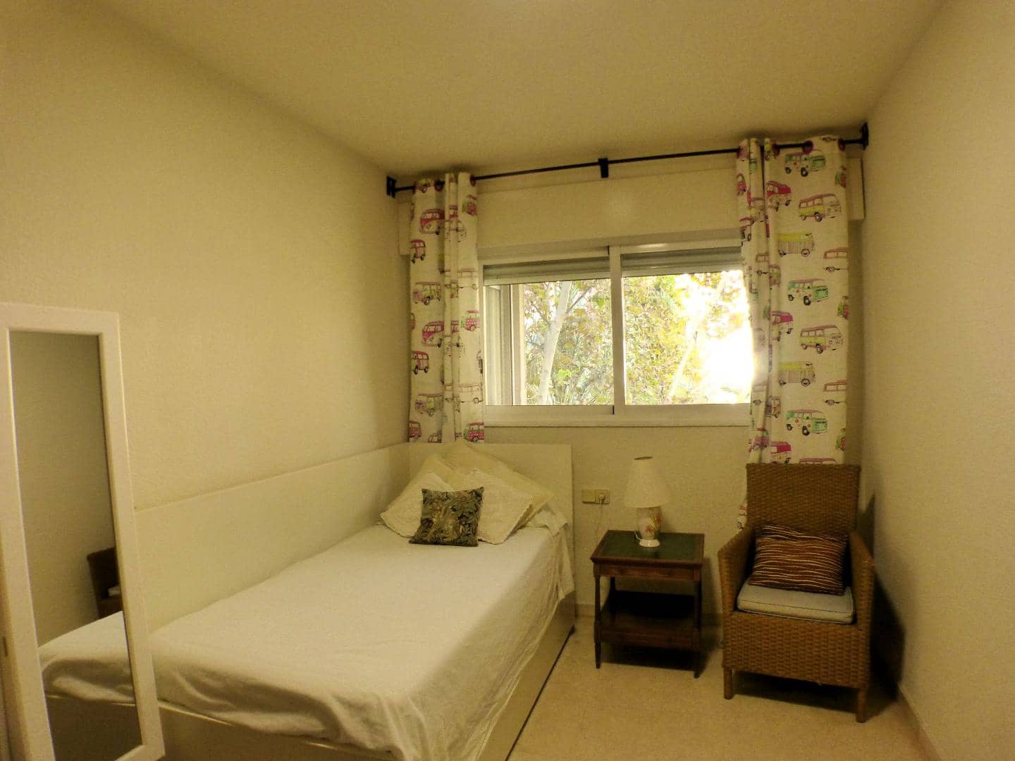 3 sovrum Lägenhet att hyra i Alicante stad - 1 500 € (Ref: 9353166)