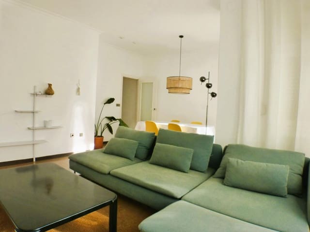 3 slaapkamer Appartement te koop in Casco Antiguo - Sant Cruz - Ayuntamiento, Alicante stad - € 415.000 (Ref: 9360811)