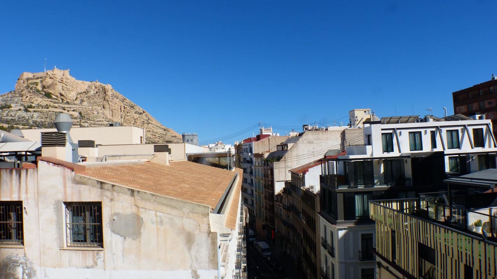 3 Zimmer Apartment zu verkaufen in Alicante / Alacant Stadt - 415.000 € (Ref: 9360811)