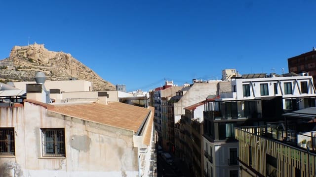 3 slaapkamer Appartement te koop in Casco Antiguo - Sant Cruz - Ayuntamiento, Alicante stad - € 415.000 (Ref: 9360811)