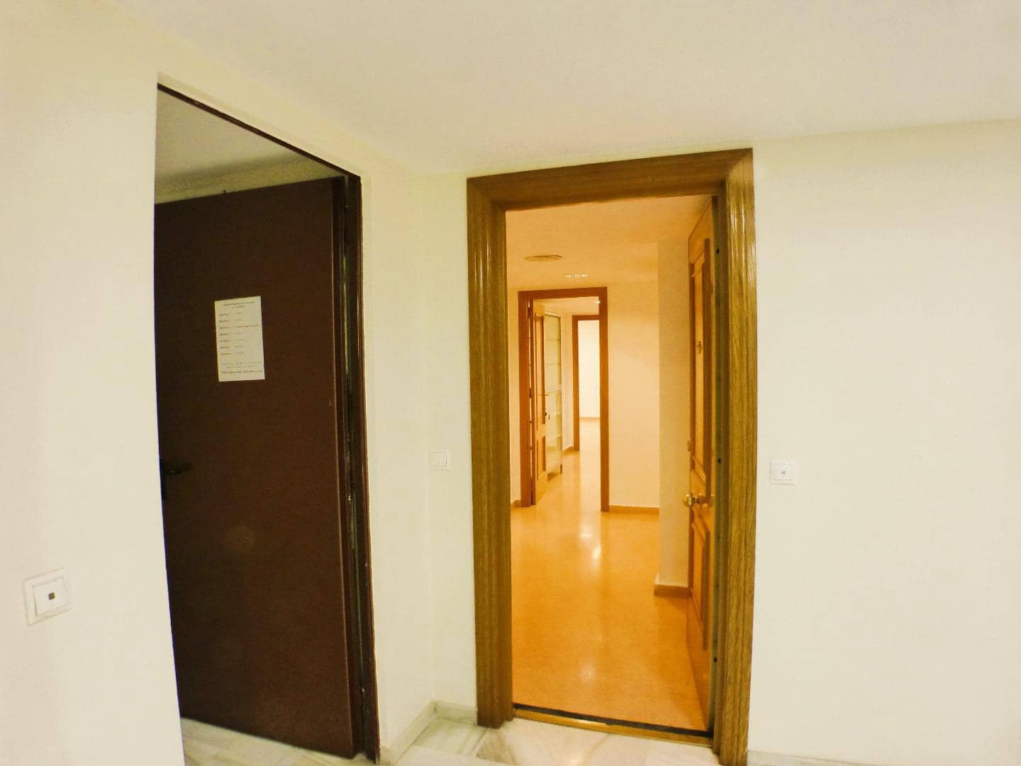 Toimisto vuokrattavana paikassa Alicante kaupunki - 750 € (Ref: 9419955)