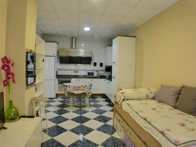 1 quarto Apartamento para arrendar em Campoamor - Altozano, Alicante cidade - 700 € (Ref: 9451640)