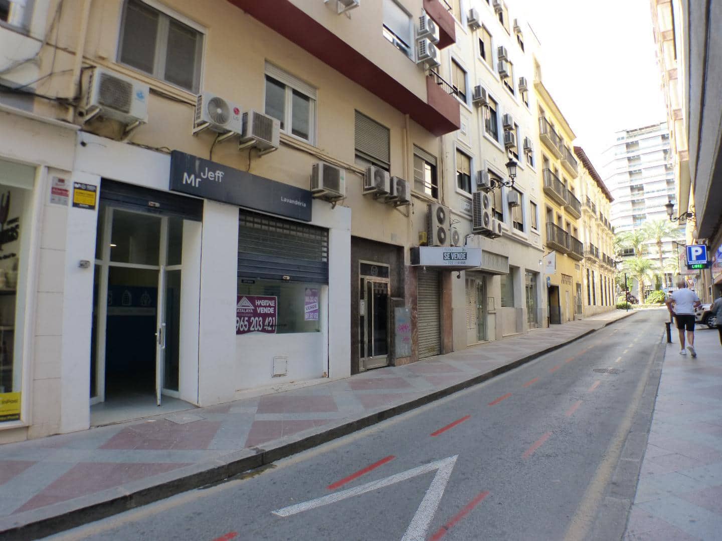 Commercieel te huur in Alicante stad - € 1.350 (Ref: 9468125)