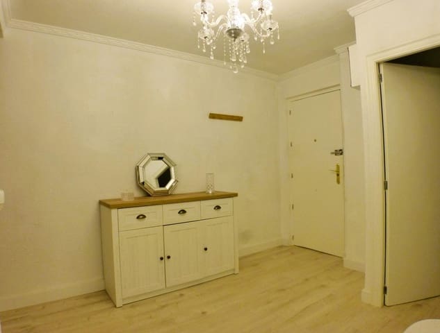 4 makuuhuone Huoneisto vuokrattavana paikassa Ensanche - Diputacion, Alicante kaupunki - 1 200 € (Ref: 9510146)