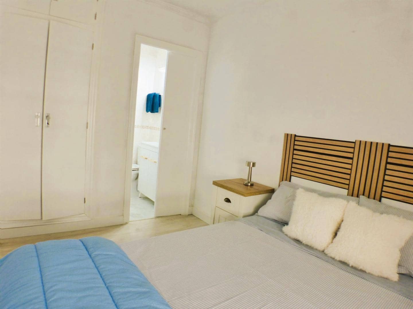 4 sovrum Lägenhet att hyra i Alicante stad - 1 200 € (Ref: 9510146)