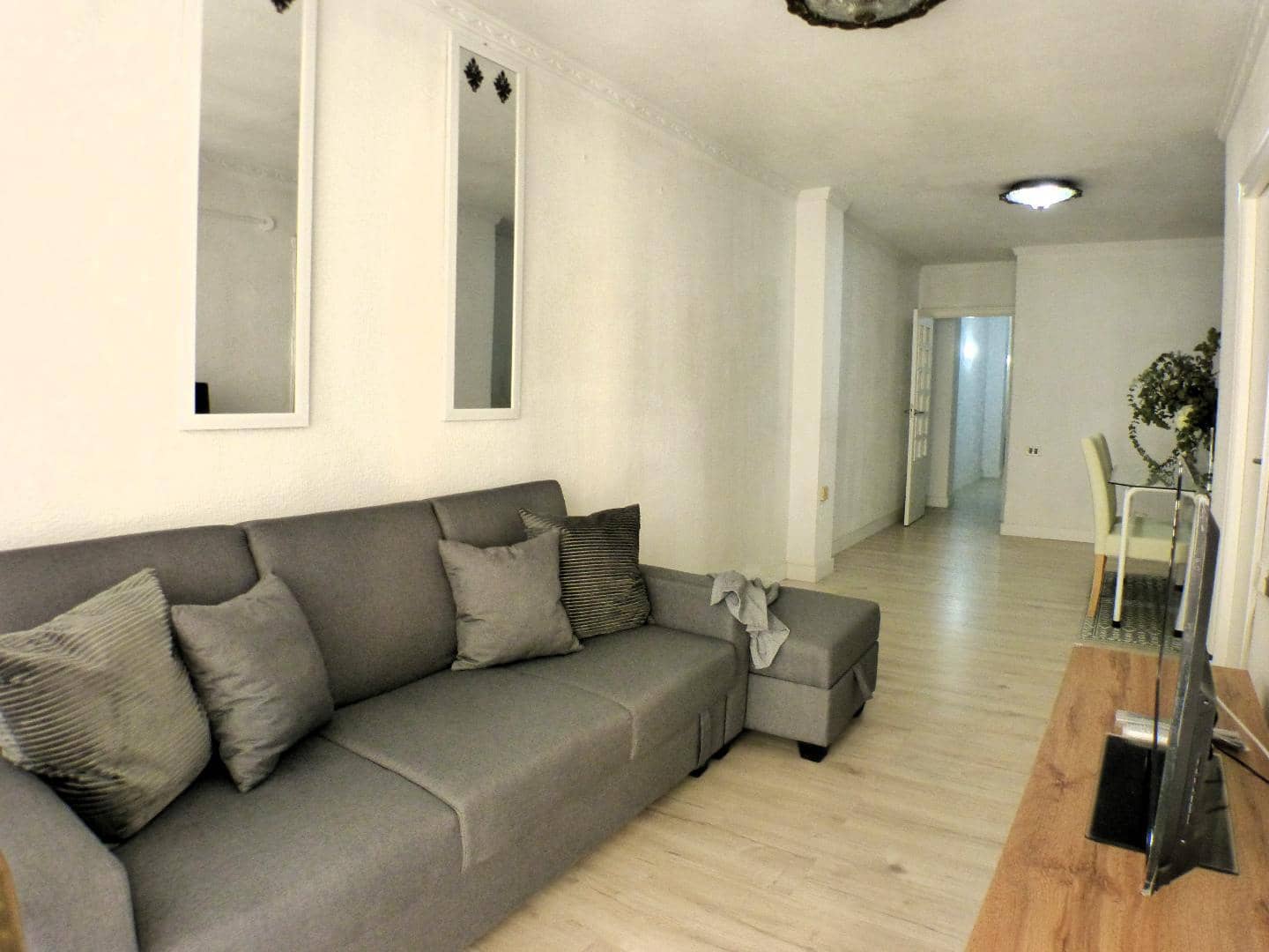 4 sovrum Lägenhet att hyra i Alicante stad - 1 200 € (Ref: 9510146)