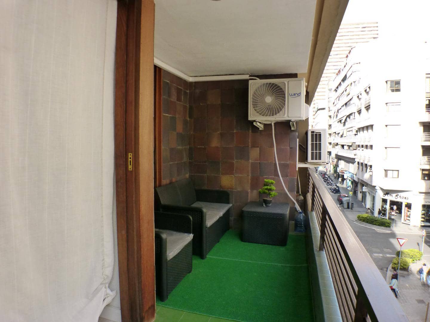 4 sovrum Lägenhet att hyra i Alicante stad - 1 200 € (Ref: 9510146)