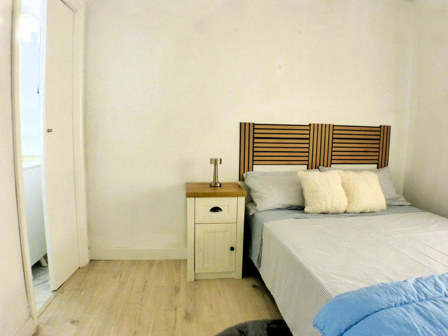 4 sovrum Lägenhet att hyra i Alicante stad - 1 200 € (Ref: 9510146)