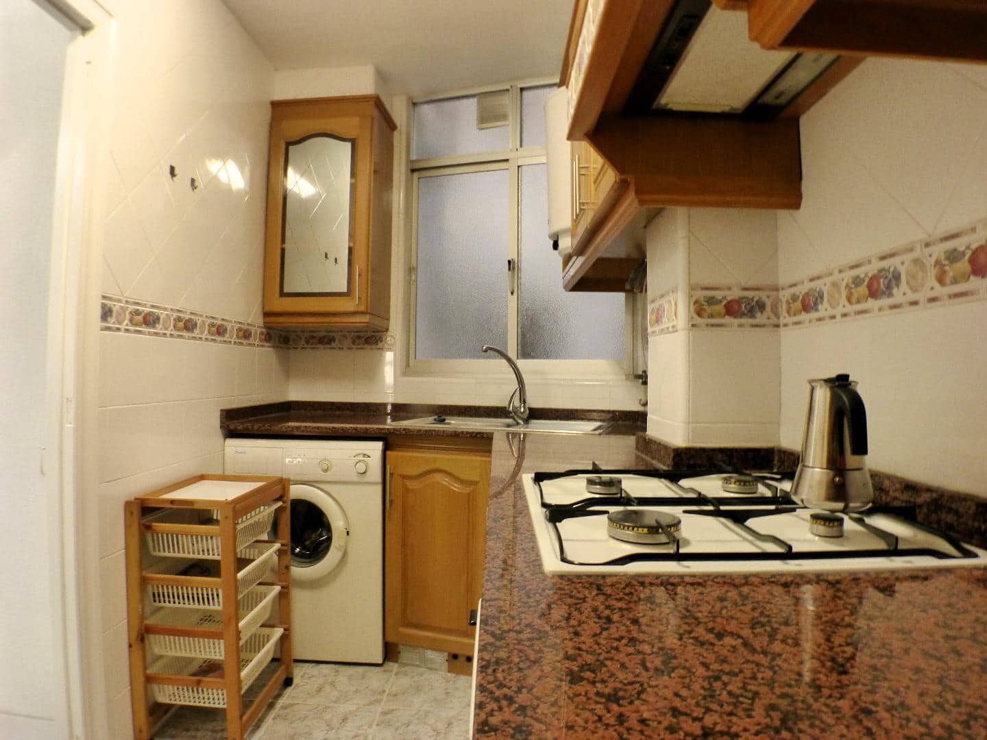 4 sovrum Lägenhet att hyra i Alicante stad - 1 200 € (Ref: 9510146)