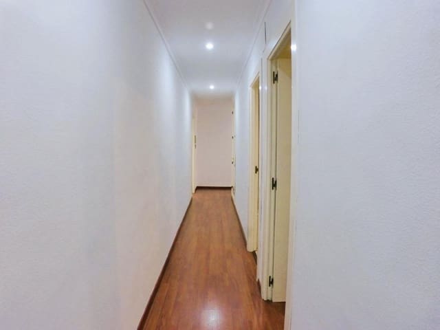 3 makuuhuone Asunto myytävänä paikassa Barrio del Centro, Alicante kaupunki - 445 000 € (Ref: 9559294)