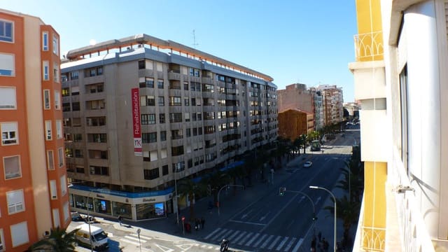 3 makuuhuone Asunto myytävänä paikassa Barrio del Centro, Alicante kaupunki - 445 000 € (Ref: 9559294)