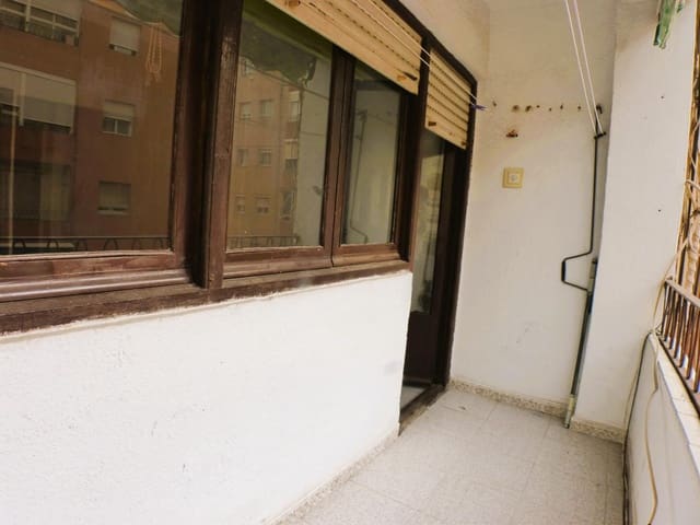 3 soveværelse Lejlighed til salg i Campoamor - Altozano, Alicante by - € 129.000 (Ref: 9646782)