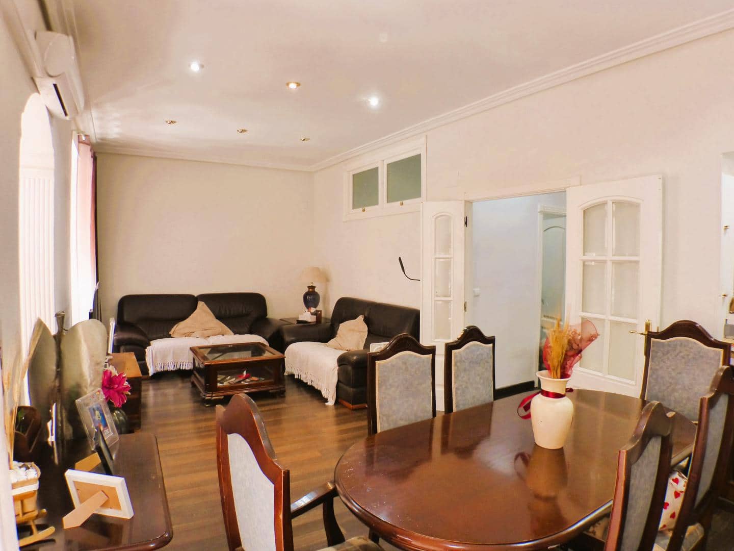 2 bedroom Flat for sale in Alicante / Alacant city - € 350,000 (Ref: 9833415)