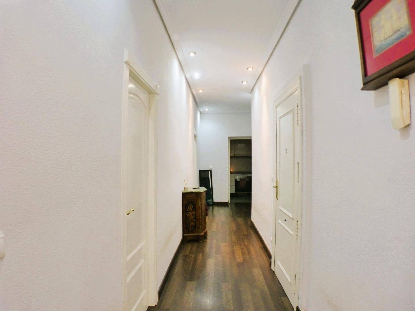 2 bedroom Flat for sale in Alicante / Alacant city - € 350,000 (Ref: 9833415)