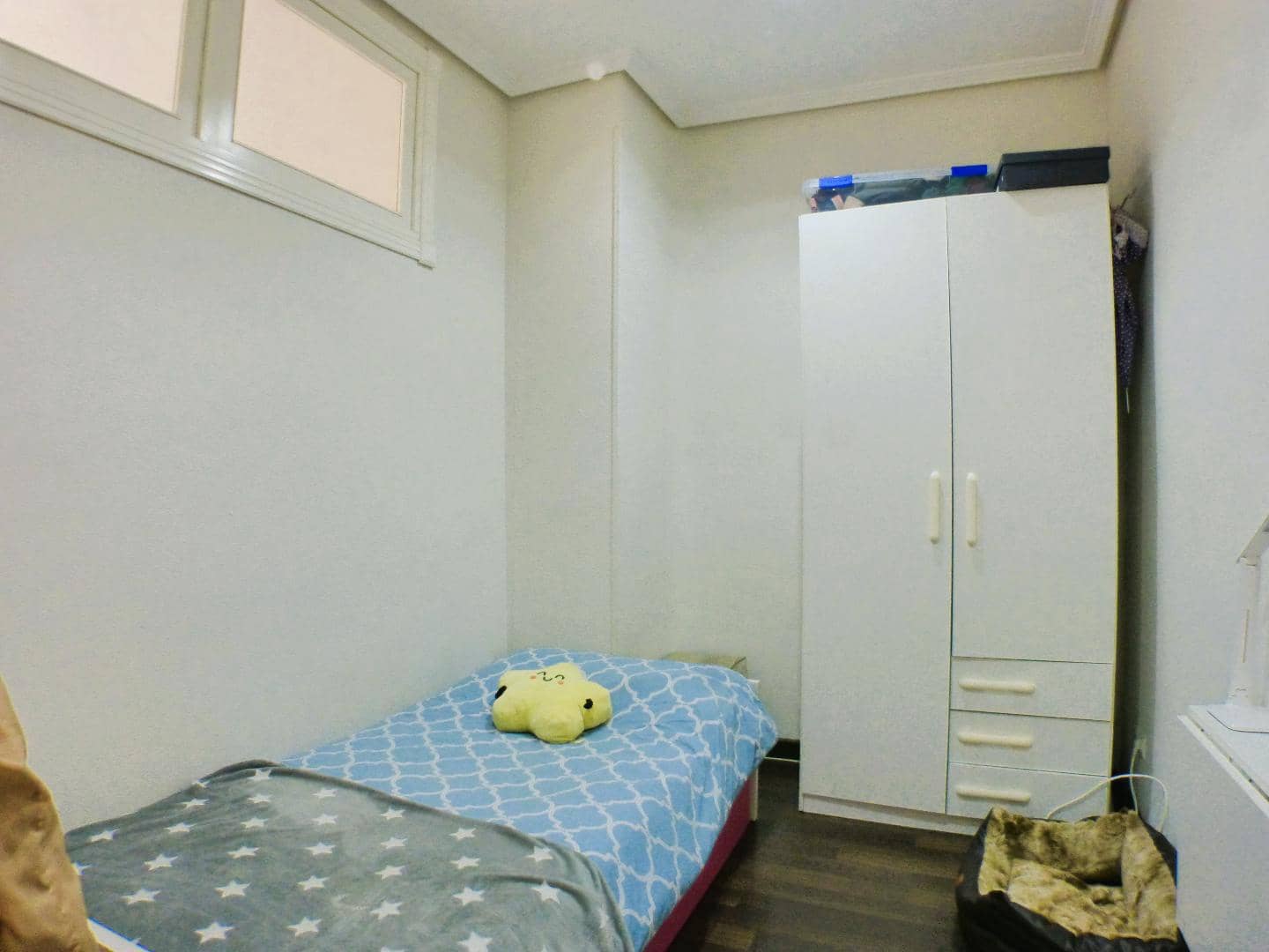 2 bedroom Flat for sale in Alicante / Alacant city - € 350,000 (Ref: 9833415)