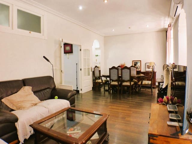 2 soveværelse Lejlighed til salg i Barrio del Centro, Alicante by - € 350.000 (Ref: 9833415)