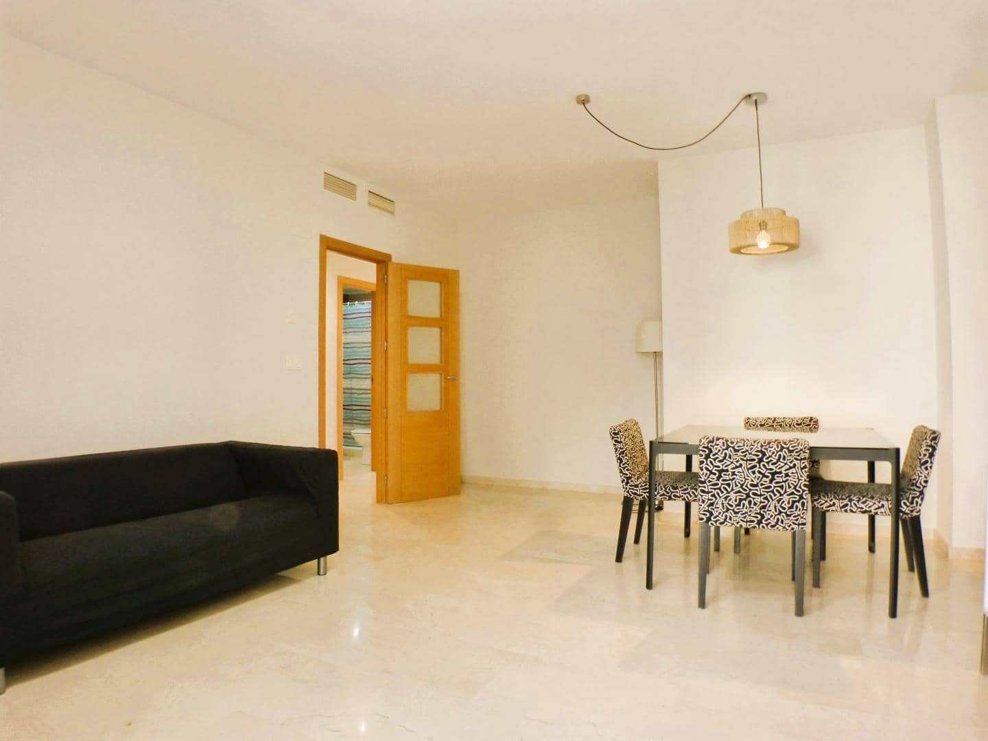 3 makuuhuone Huoneisto vuokrattavana paikassa Alicante kaupunki mukana uima-altaan 
autotalli - 1 200 € (Ref: 9859072)