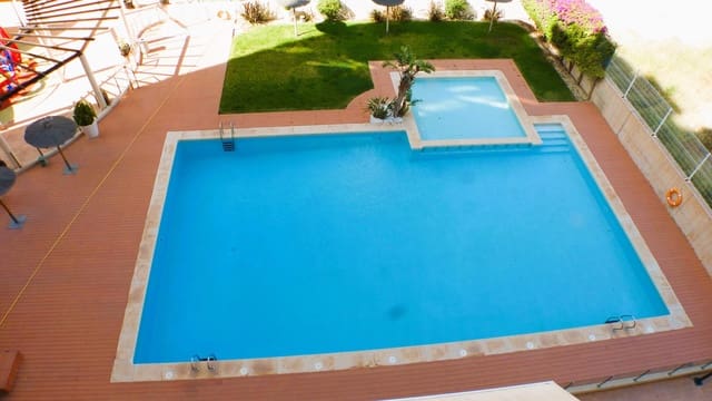 3 makuuhuone Huoneisto vuokrattavana paikassa Paus - Poligono San Blas, Alicante kaupunki - 1 200 € (Ref: 9859072)